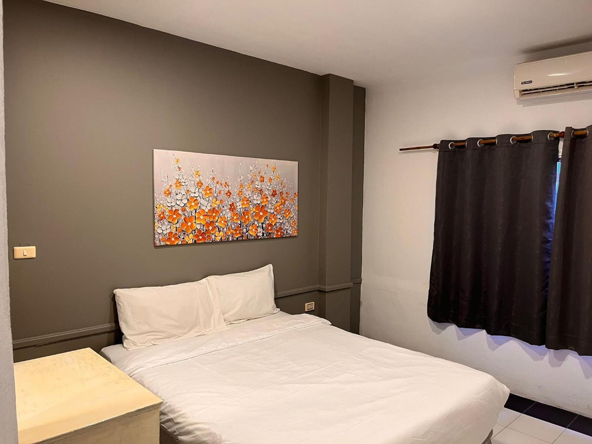 Shalom Center Chaweng Samui Hotel Bagian luar foto