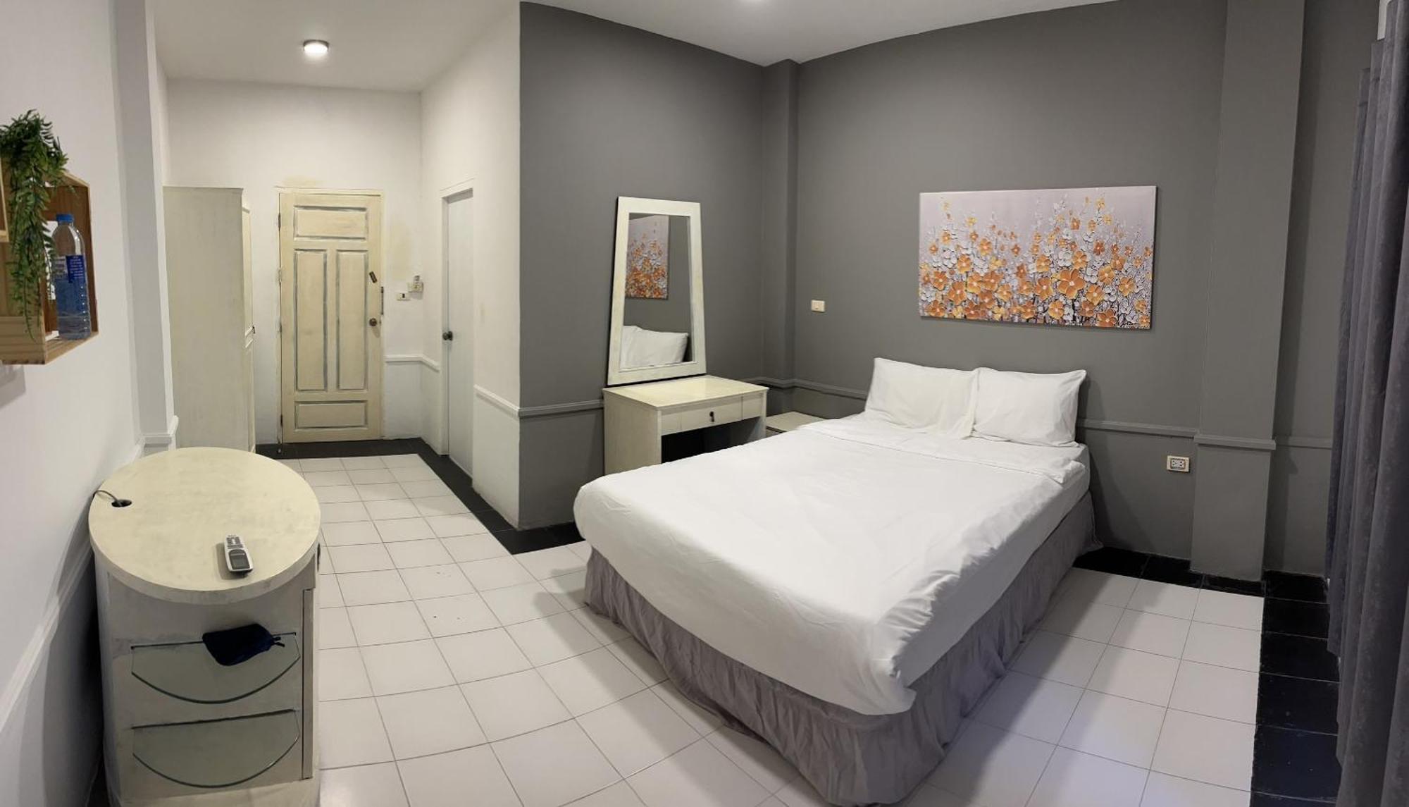 Shalom Center Chaweng Samui Hotel Bagian luar foto